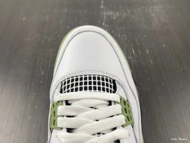 Kicktheory AQ9129-103 Seafoam Jordan WMNS 4 Air 0503